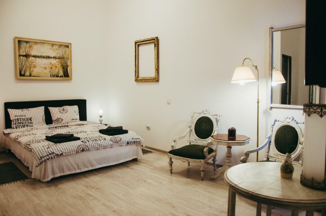 Mansion Josephina Lejlighed Cluj-Napoca Eksteriør billede